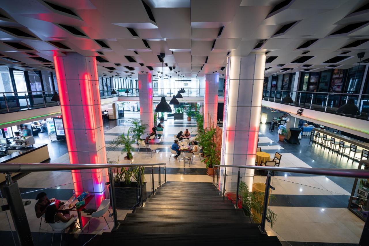 Radisson Hotel باراماريبو المظهر الخارجي الصورة