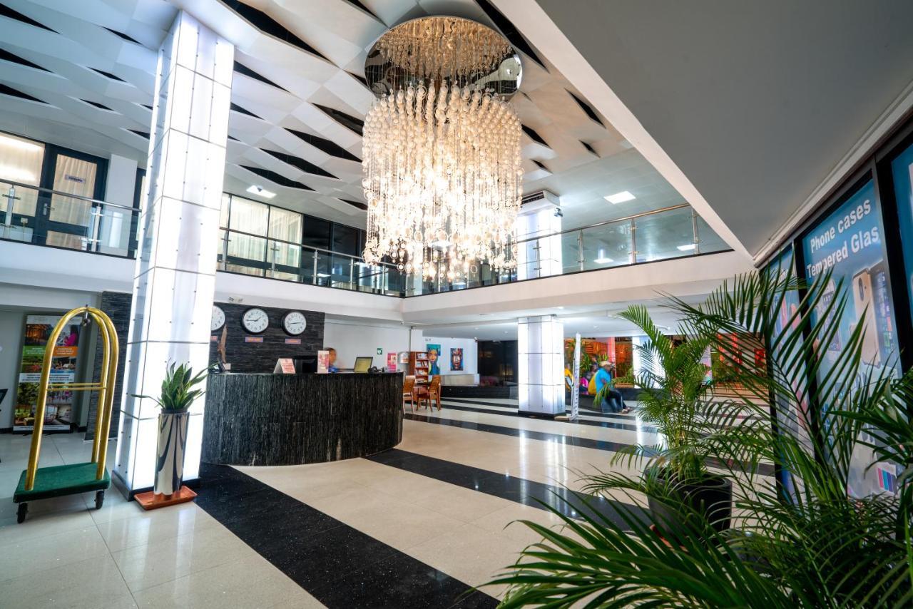 Radisson Hotel باراماريبو المظهر الخارجي الصورة