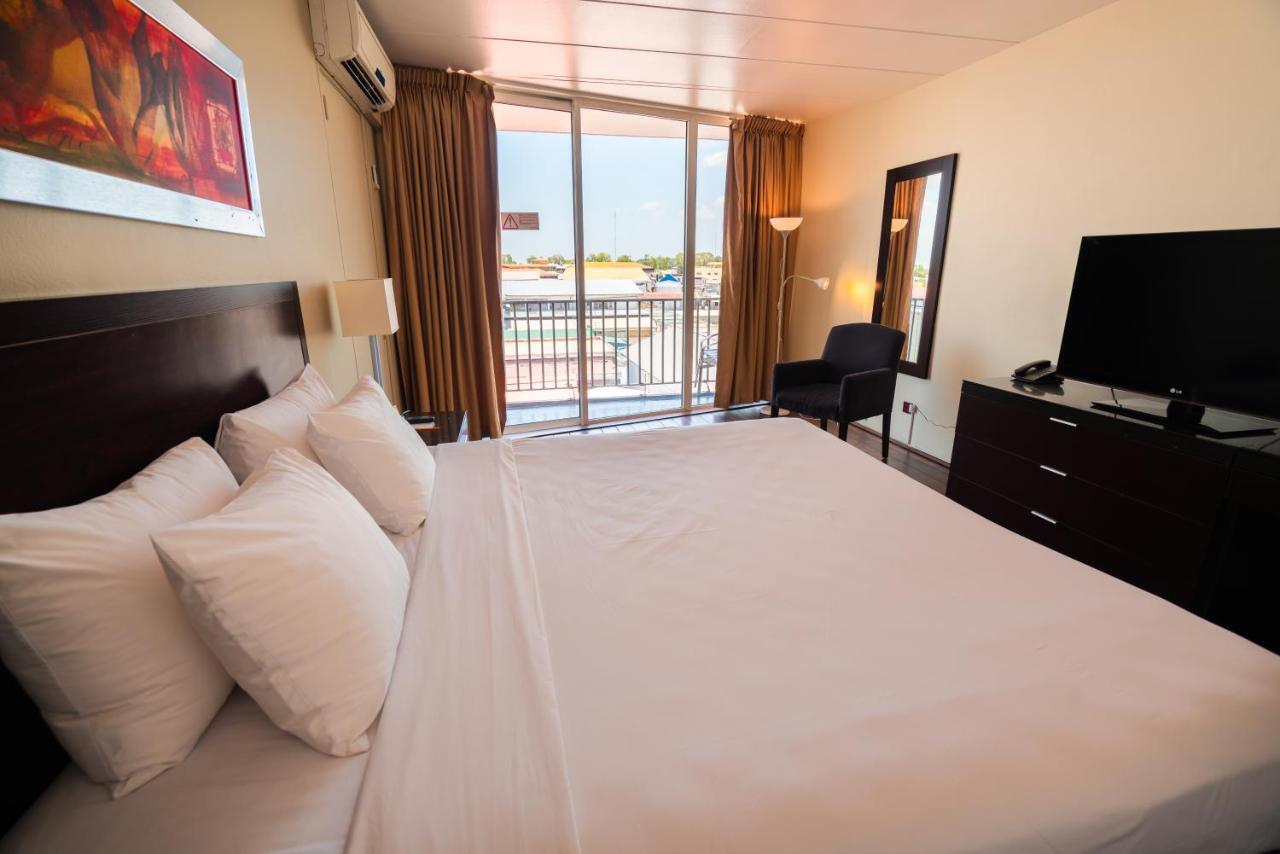Radisson Hotel باراماريبو المظهر الخارجي الصورة