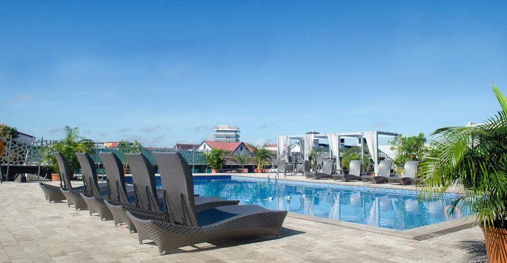 Radisson Hotel باراماريبو المظهر الخارجي الصورة